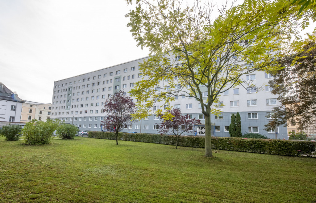 Wohnung mit Aufzug und Balkon